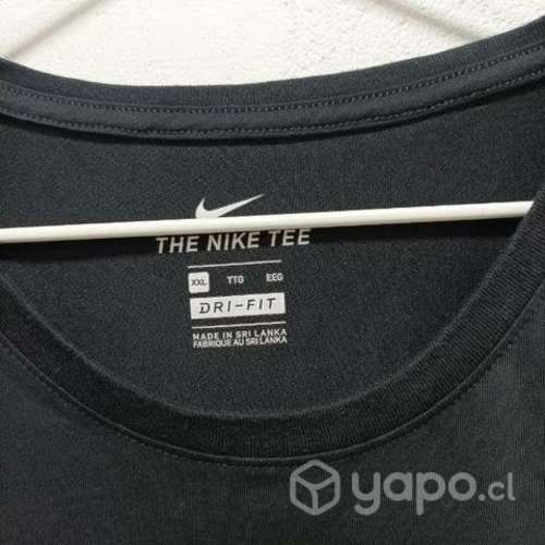 Polera Nike Dri Fit talla 2xl como nueva
