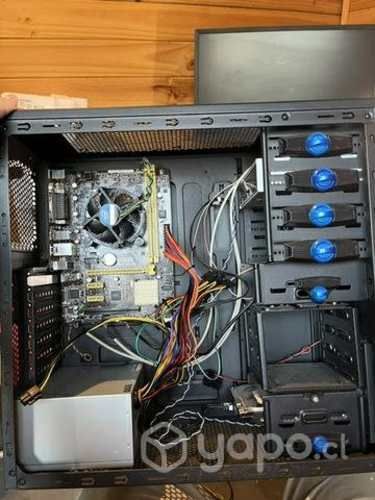 Gabinete PC Spektra con fuente poder 500w