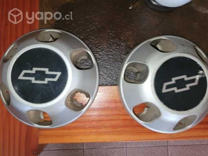 Llantas y tapa llantas DMAX