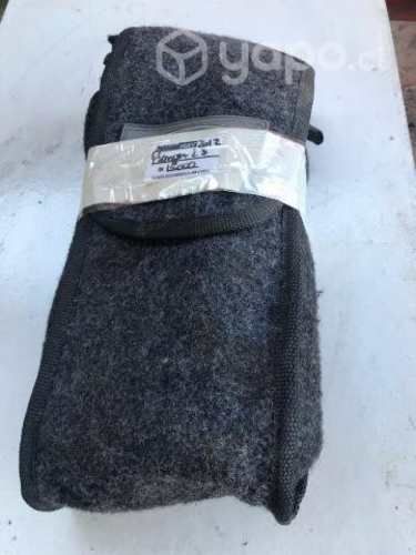 Extintor c/triangulos Espejo interior Ford Ranger