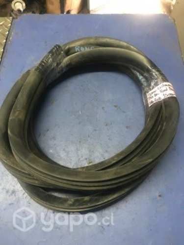 Goma contorno pilar pta tras der Ford Ranger Arg