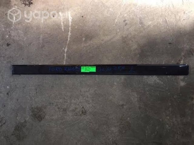Moldura central puerta del izq Ford Ranger 2008 Ar