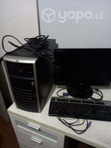 PC de escritorio para habilitar, enciende