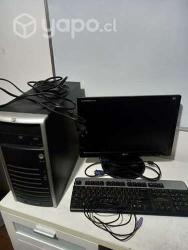 PC de escritorio para habilitar, enciende