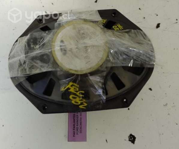 Par Parlantes (FRC082) Ford Ranger Arg 2.3 Benc