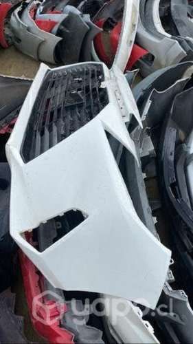 Parachoque Toyota yaris 2024