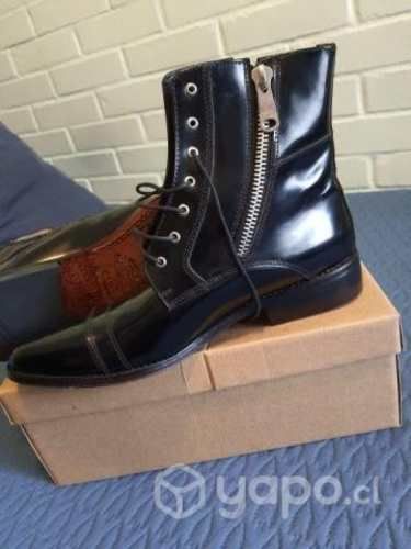 Botas rockeras de cuero