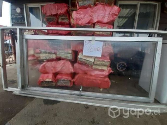 Puerta de Aluminio y ventanas