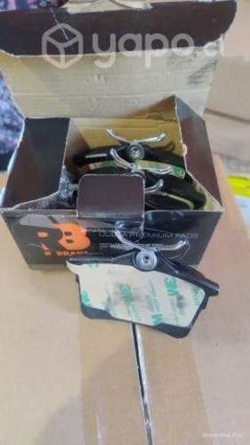 Pastillas delanteras y traseras partner