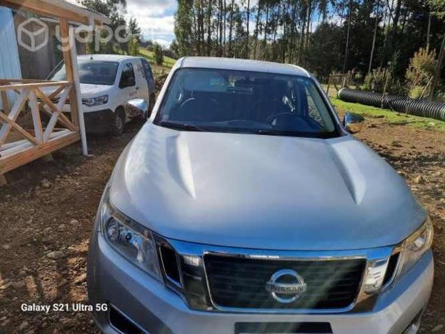 Nissan np300 2017