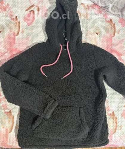 Poleron calientito color negro