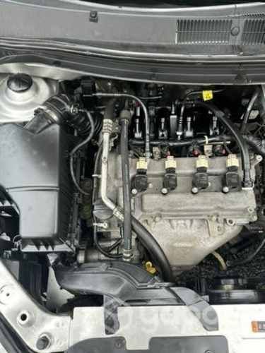 Sail 2017 , detalle capot