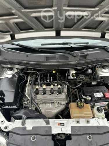 Sail 2017 , detalle capot