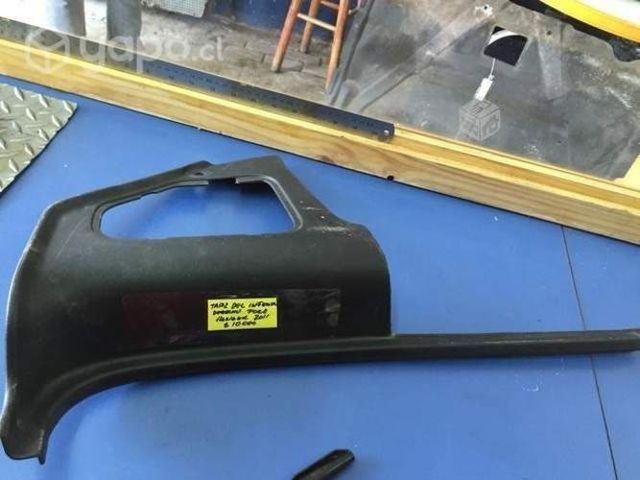 Tapiz cubre pilar delant inf der Ford Ranger Arg