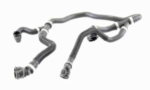 Tuberia deposito agua a distribuidor BMW serie 7/5