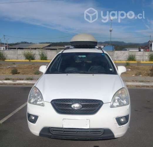 Kia motors carens 2010