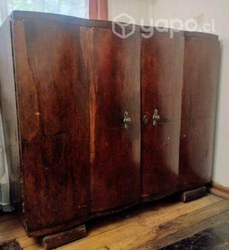 Mueble antiguo