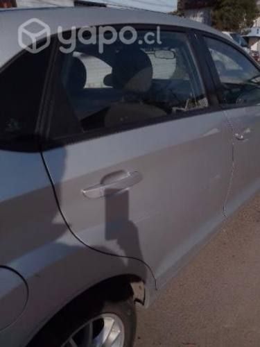 Se vende auto chrery fulwin