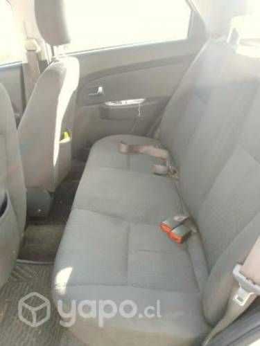 Se vende auto chrery fulwin