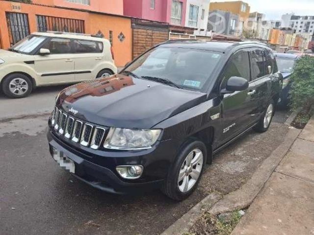 Jeep compass 4x2 año 2011