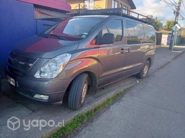 Hyundai H1 2012