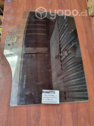 Vidrio trasero derecho Ford Ranger Argentina 2.3