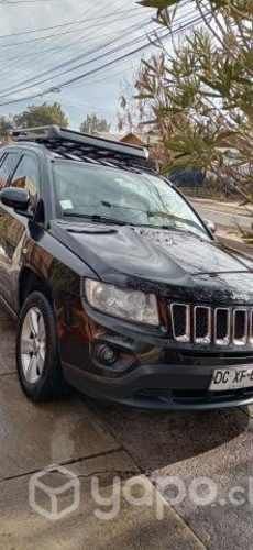 Jepp compass 4x4 motor 2.4 2011.