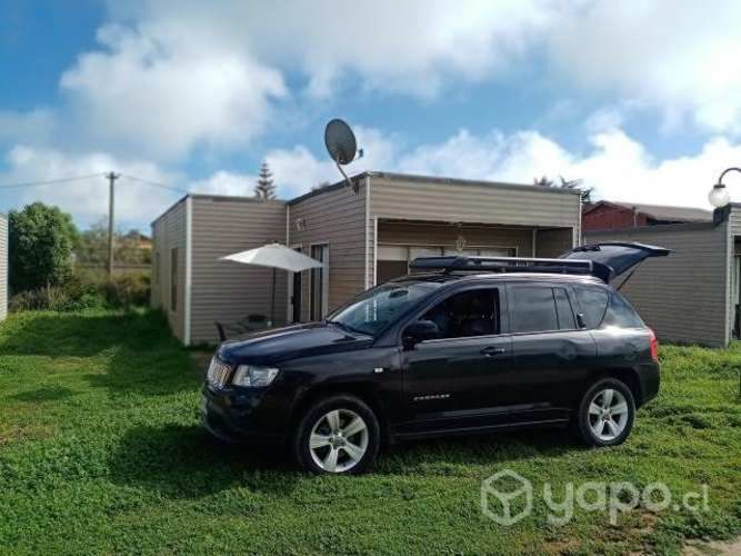 Jepp compass 4x4 motor 2.4 2011.