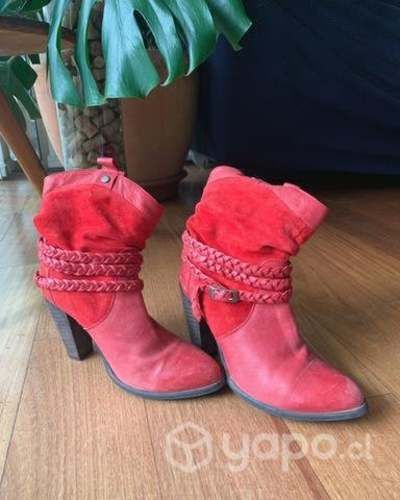 Botines rojos talla 36