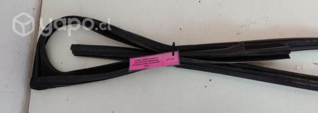 Goma Vidrio Puerta Del Der (FES050) Ecosport 2020