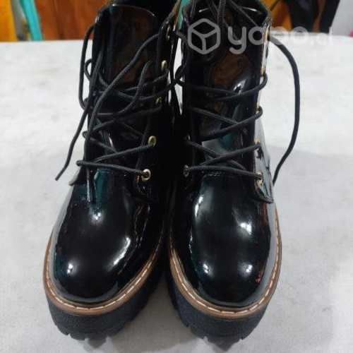 Botines negros