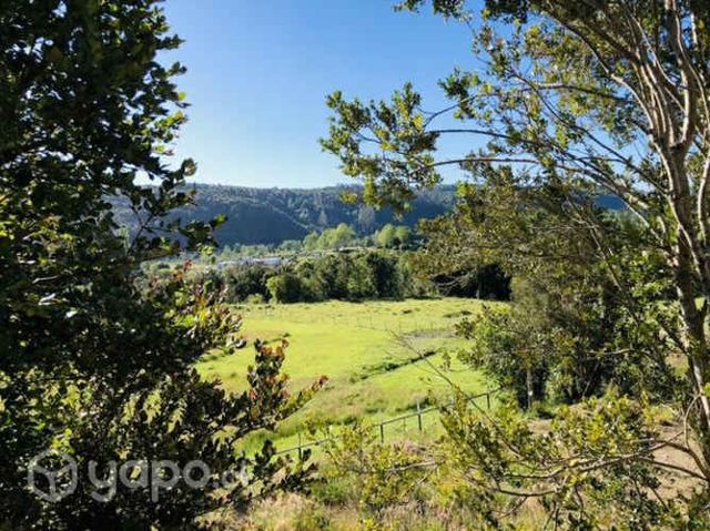 Se vende parcela río chico