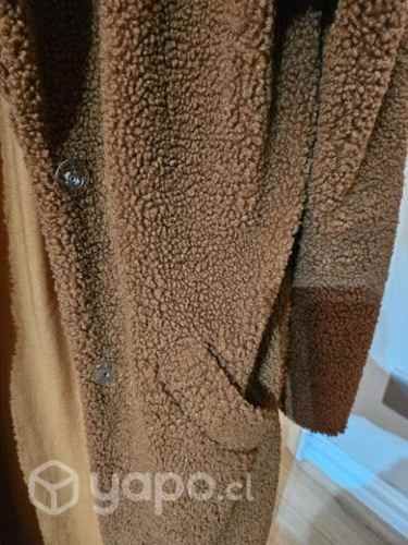 Abrigo café, tela corderito, talla S