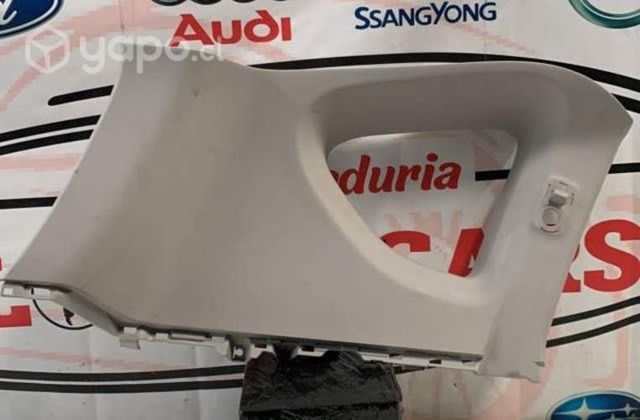 Tapiz cubre pilar central superior derecho RAV 4