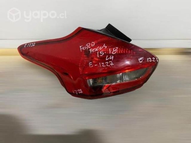 Foco trasero lh ford focus 2015-2018
