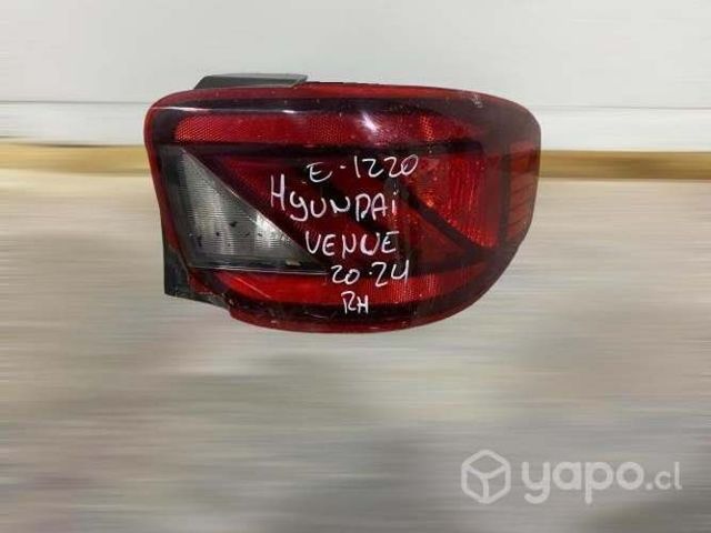 Foco trasero rh hyundai venue 2020-2024