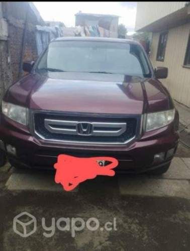 Vendo camioneta honda año 2011