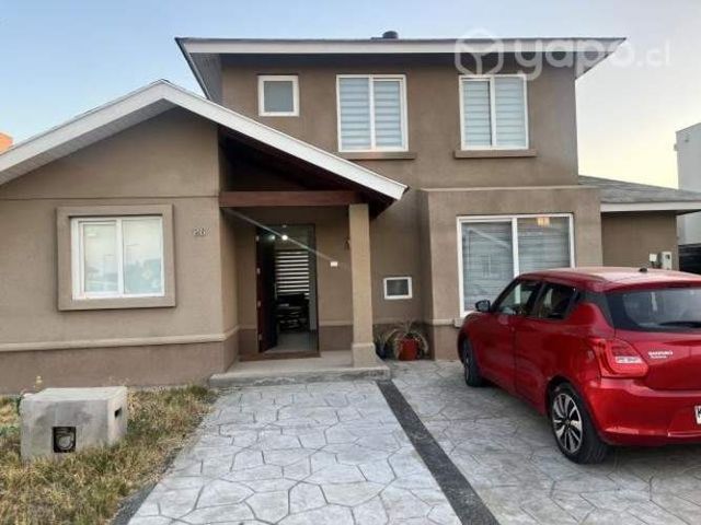 Espectacular casa Laguna del Sol de Padre Hurtado