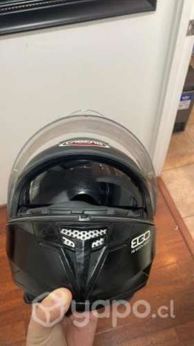 Casco marca CABERG