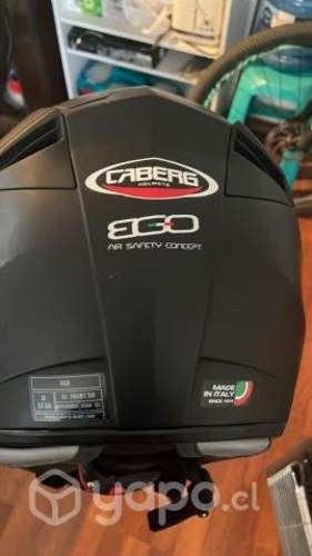Casco marca CABERG