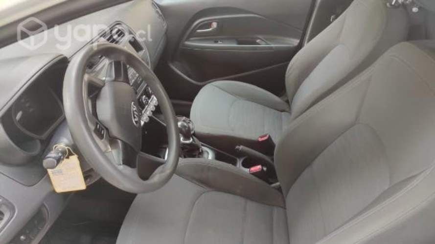 Kia Río 5