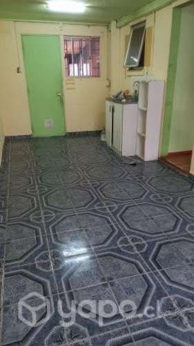 Se arrienda casa Sin entrada de auto