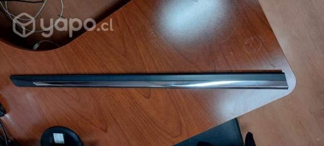 Moldura cromada Puerta izquierda Nisssan xtrail