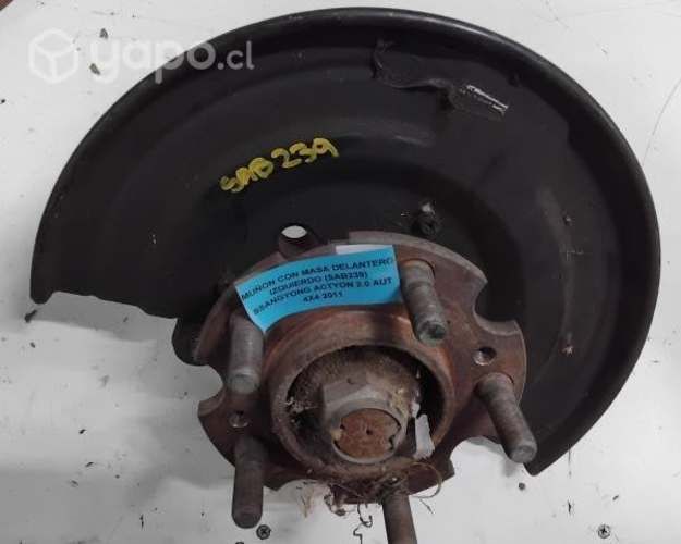 Muñon Con Masa Delantero Izquierdo (SAB239) Ssangy