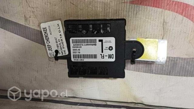 Modulo de puerta D-LH Jeep cherokee 2017 #2602