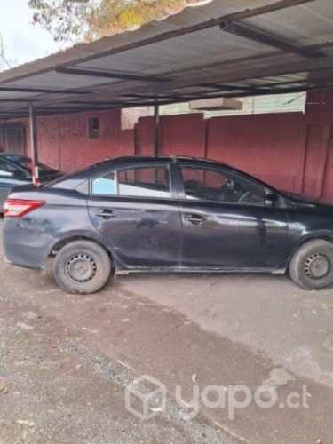 Vendo colectivo  TOYOTA YARIS 2017