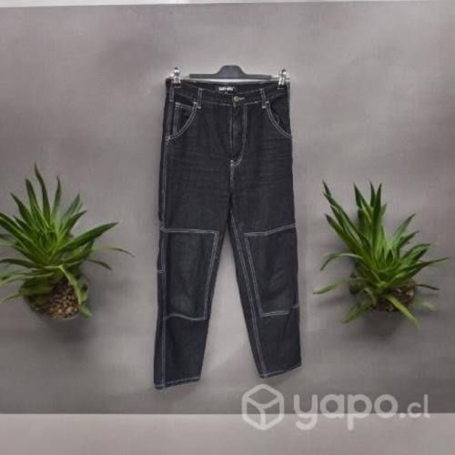 Chaquetas y pantalón nuevos