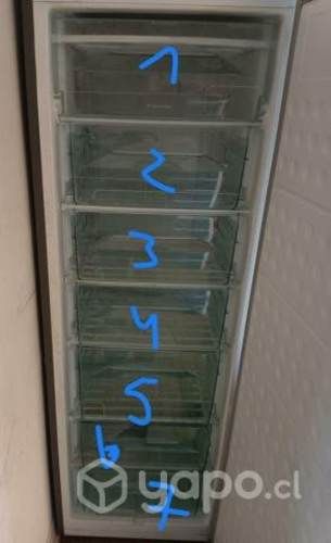 CONGELADOR VERTICAL Electrolux 7 COMPARTIMENTOS