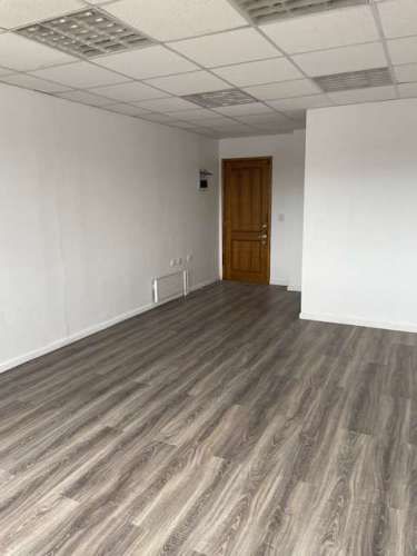 SE ARRIENDAN OFICINAS, EDIFICIO LIBERTAD, VALDIVIA