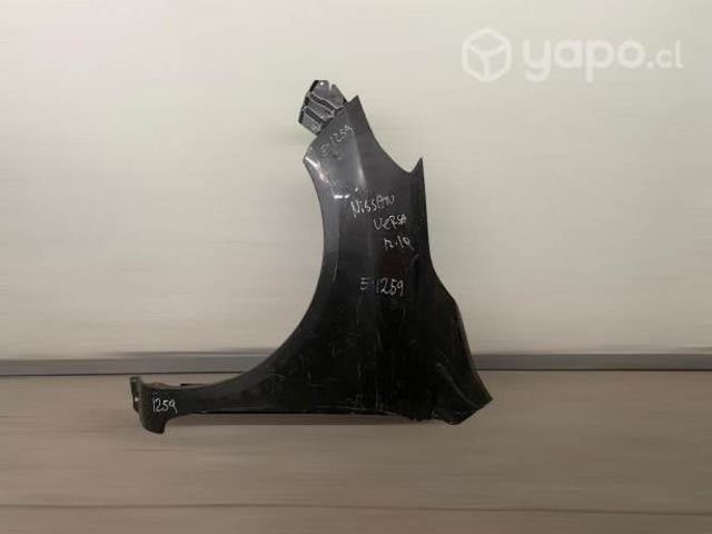 Tapabarro lh nissan versa 